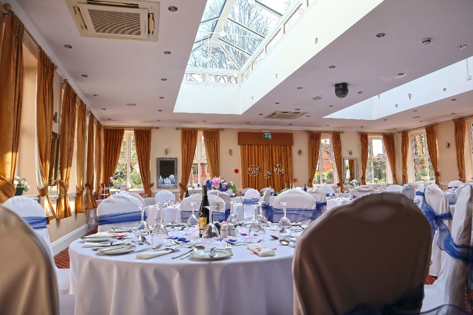 Image 1 from Oaklands Hall