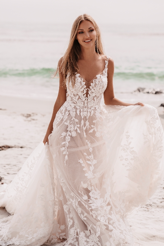 Image 6 from The Bridal Lounge