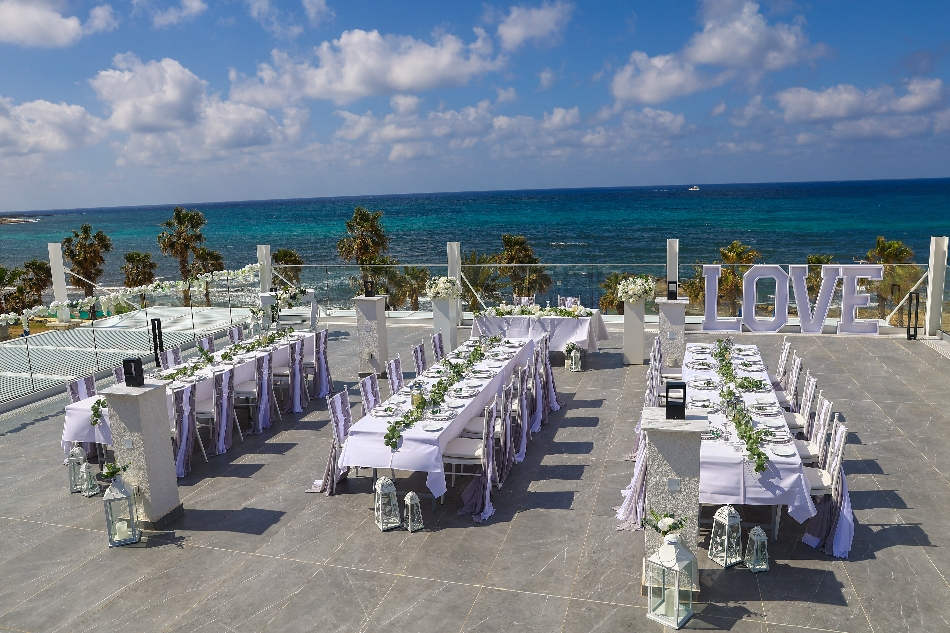 Gallery image 11: adg-exclusive-yacht-weddings-ltd