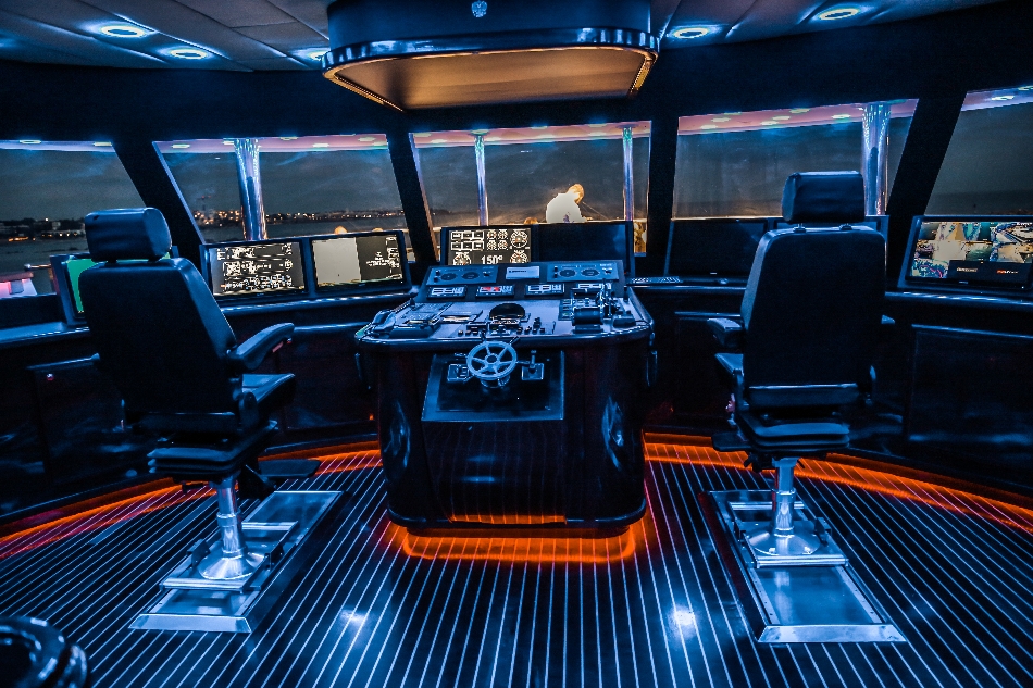 Gallery image 14: adg-exclusive-yacht-weddings-ltd