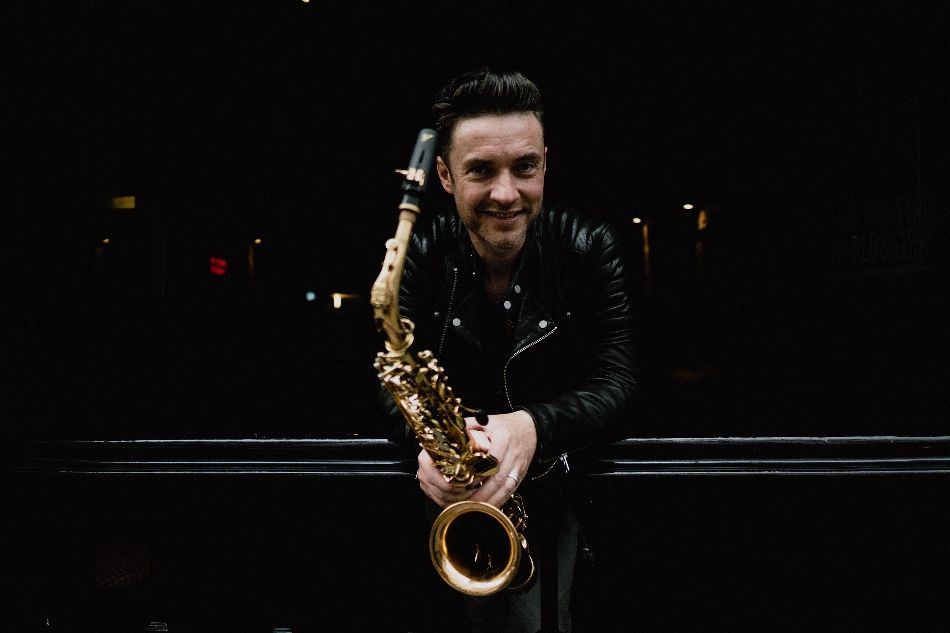 Image 2 from Simon Levi Sax