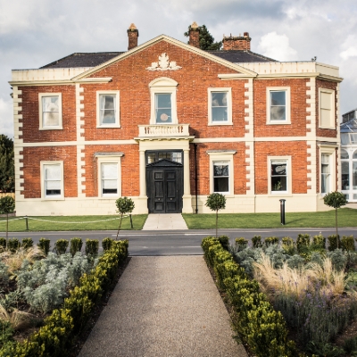Manor house, Stately homes: DoubleTree by Hilton Hotel & Spa, Chester