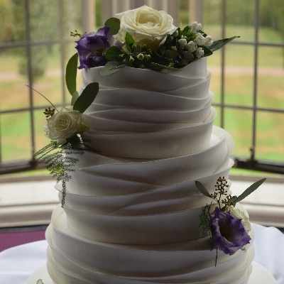 Meet Nantwich-based wedding cake maker Fiona Hackshall