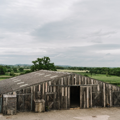 Grange Barn is nestled away in the picturesque village of Marbury