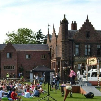 Wedding News: Outdoor theatre at Walton is back for the summer