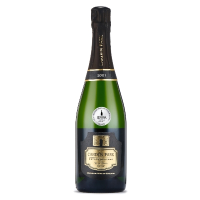 Wedding News: Carden Park's 2021 Seyval Blanc Sparkling White Wine winds silver medal