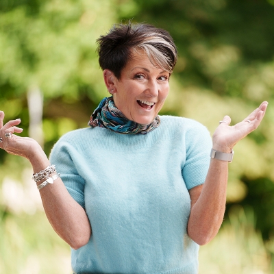 Photographer Jaine Bricoe-Price adds a new string to her bow as professional celebrant