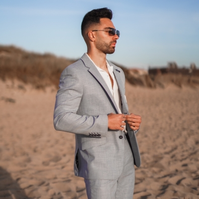 Grooms' News: Warm weather, cool looks: Spring/Summer wedding suit styling