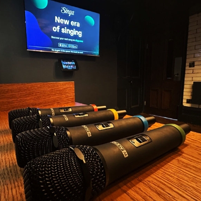 Wedding News: Sing Your Heart Out: Hotshots Liverpool Launches High-Tech Karaoke Rooms Perfect for Hen, Stag & Sten Parties
