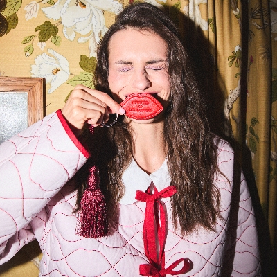 LANDS’ END ANNOUNCES COLLABORATION WITH LULU GUINNESS