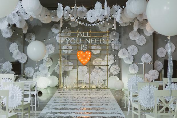 We asked Cheshire and Merseyside wedding venue stylists how to style a modern hotel venue: Image 1