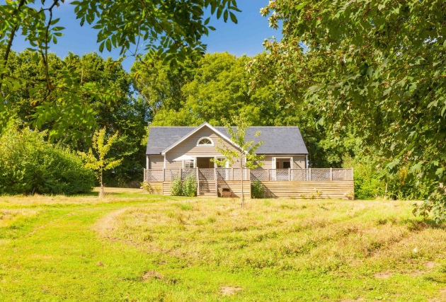 Outside shot of Brook Lodge in the Colne Valley