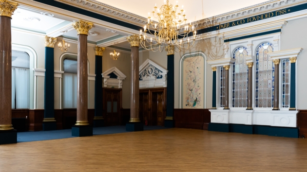 Parr’s Bank interior