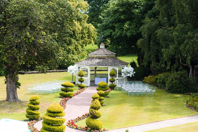 Thornton Hall garden pergola 