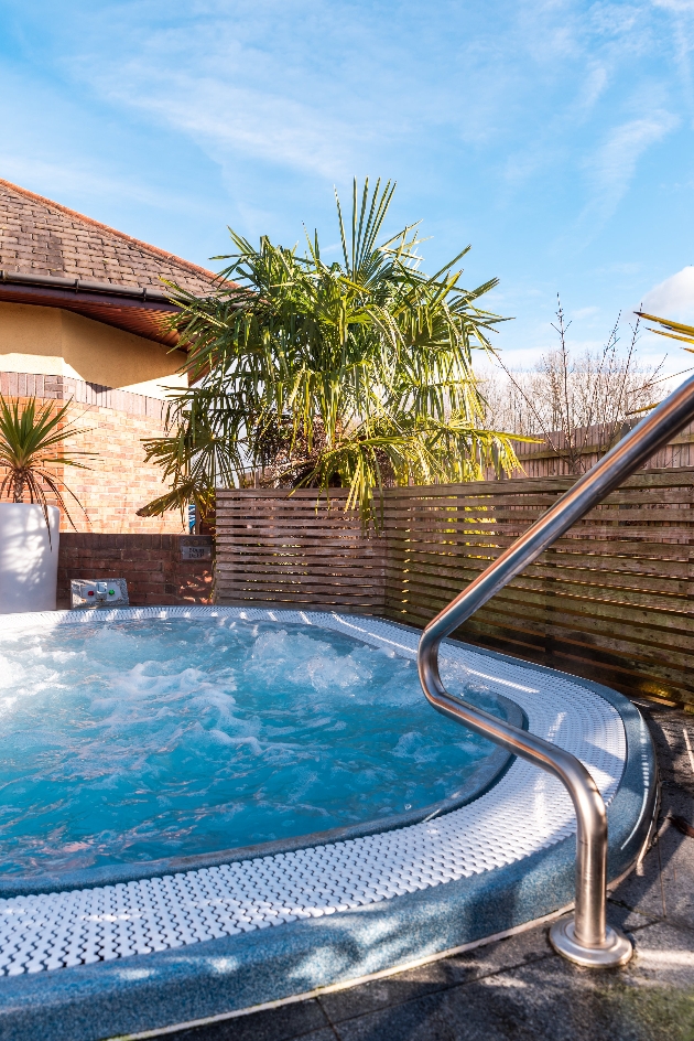 Hot tub at Cottons Hotel & Spa