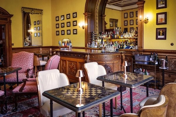 Bar at Pale Hal