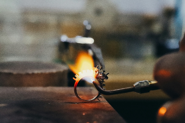 jewellery making diamond set ring`