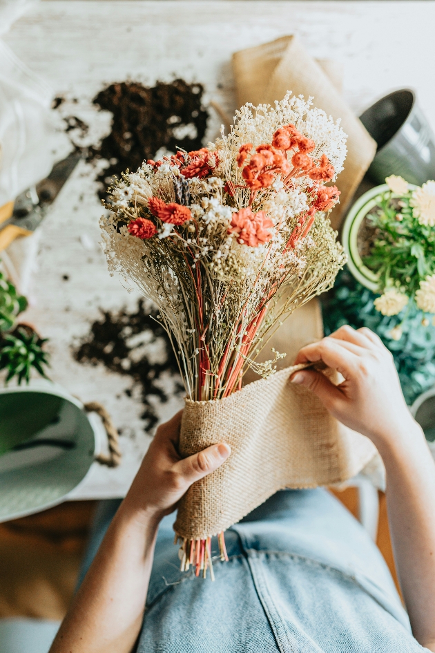 dried flower bouquet