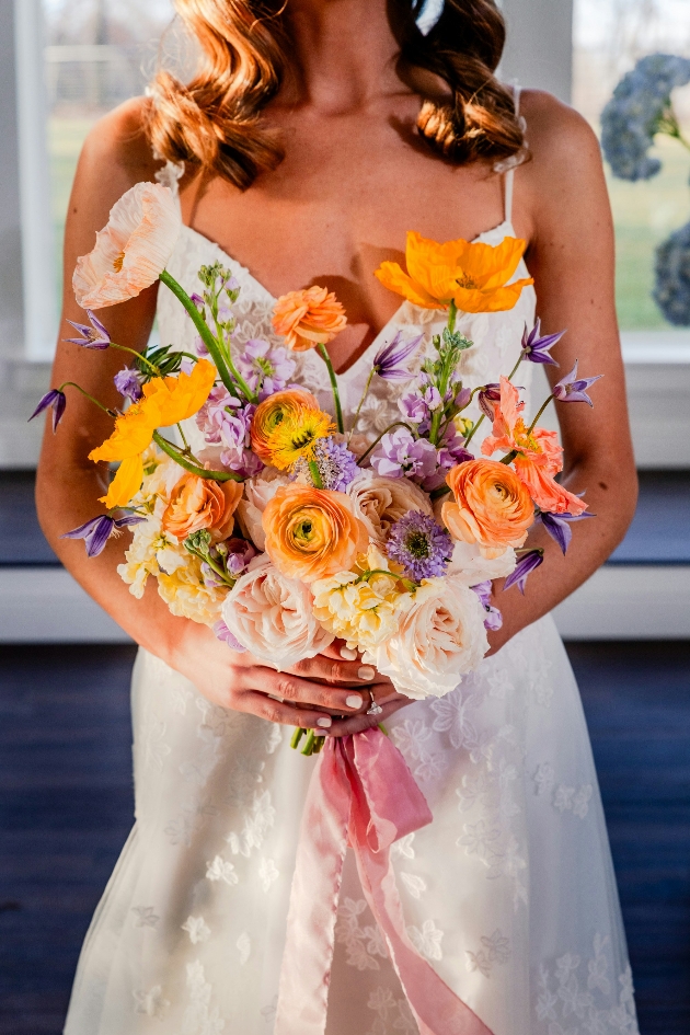 LOOSE VARYING HEIGHT HEART SHAPE BOUQUET