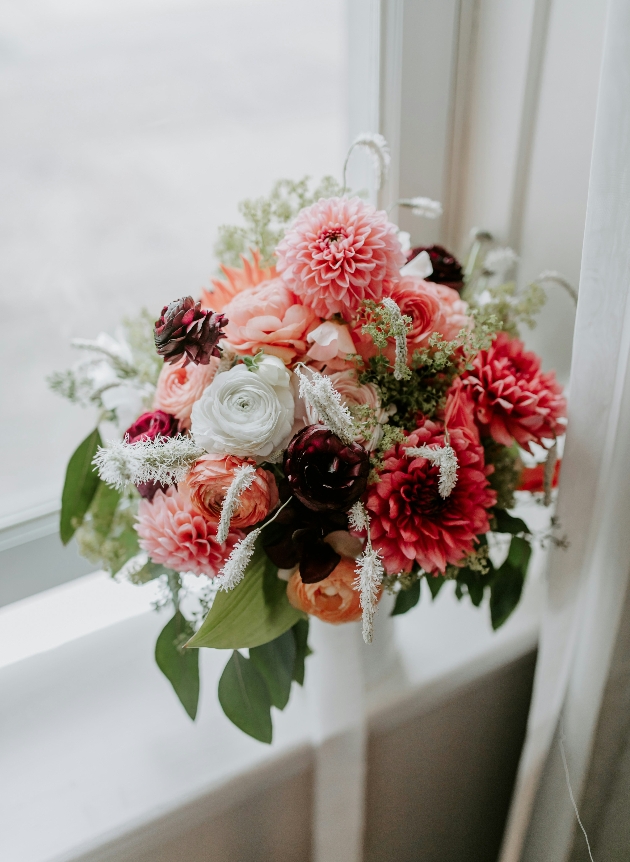 dahlia bouquet pinks and burgundy