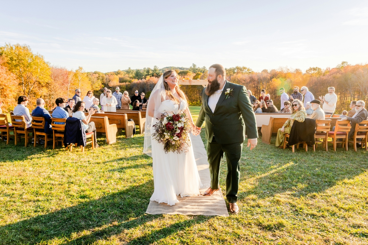 wedding couple tying the knot ouside