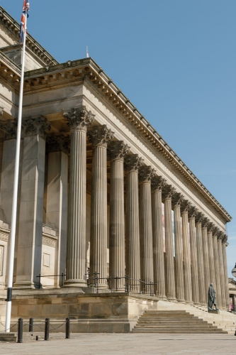 Celebrate your love story at Liverpool City Halls