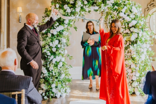 Cue The Vows - Julie Kelling Wedding Celebrant