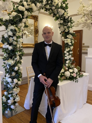 Daniel Axworthy Wedding Violinist